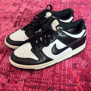 Nike Black and White Low-Top Sneakers